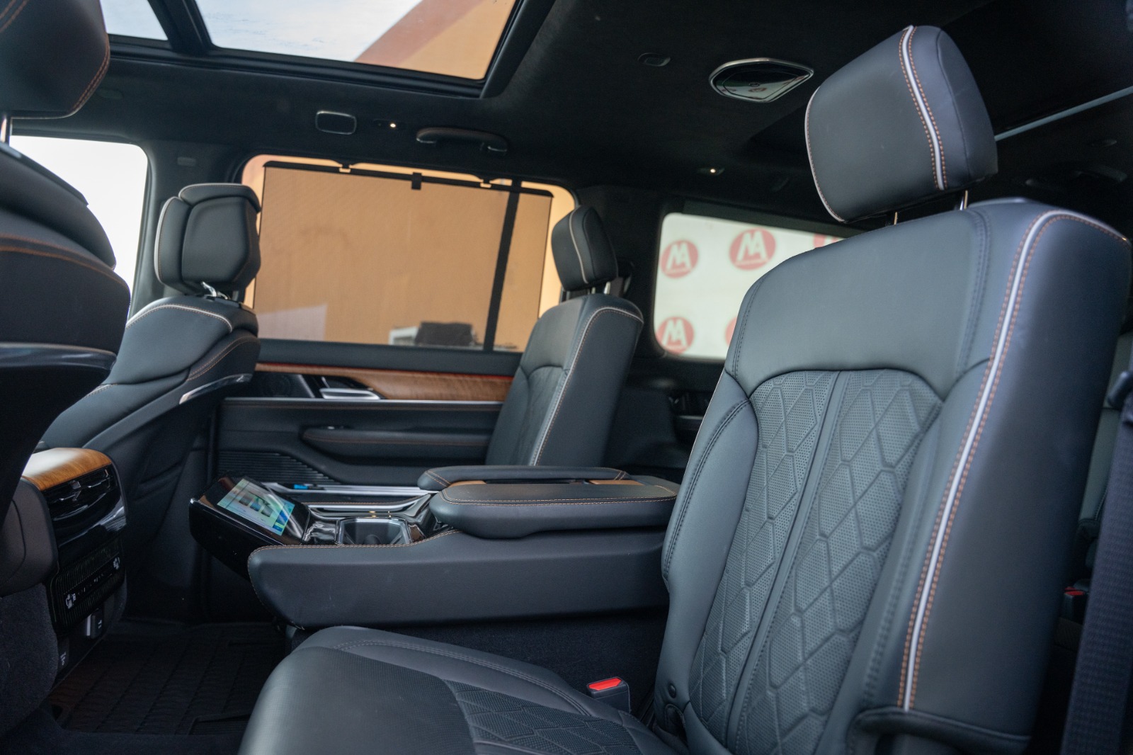JEEP GRAND WAGONEER 4×4 2023