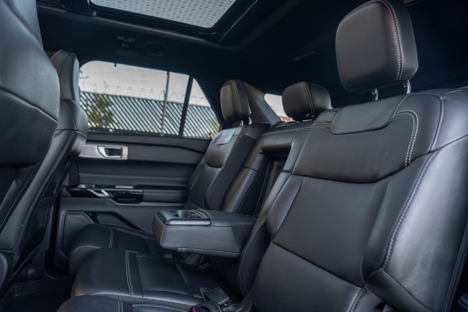 FORD EXPLORER ST 2023