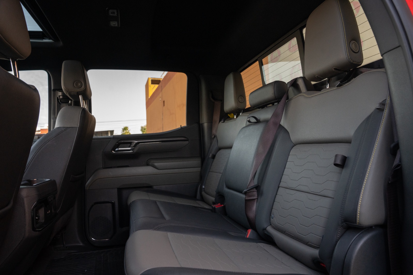 CHEVROLET CHEYENNE ZR2 2023
