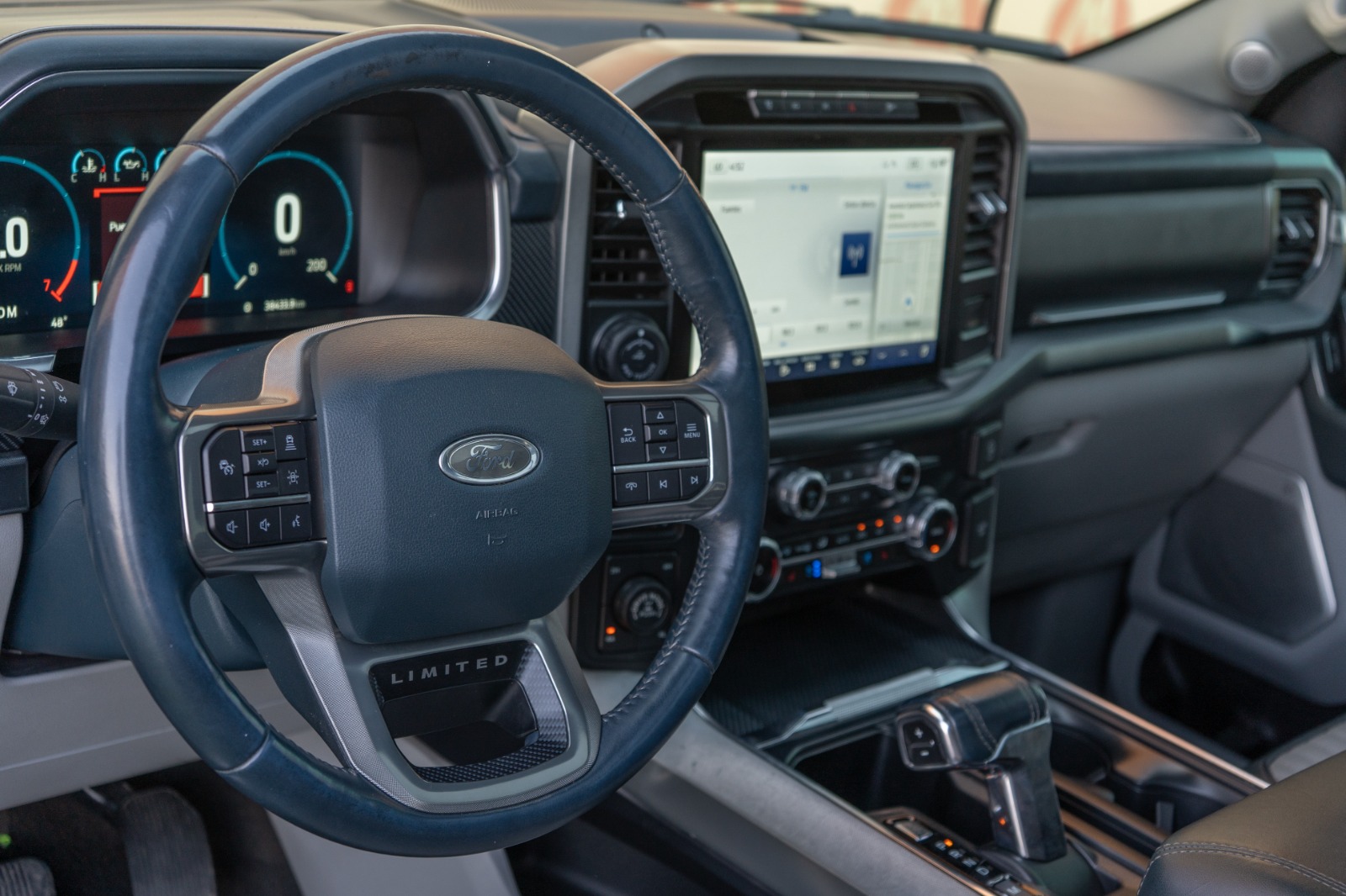 FORD LOBO LOBO LIMITED HEV 4×4 2023