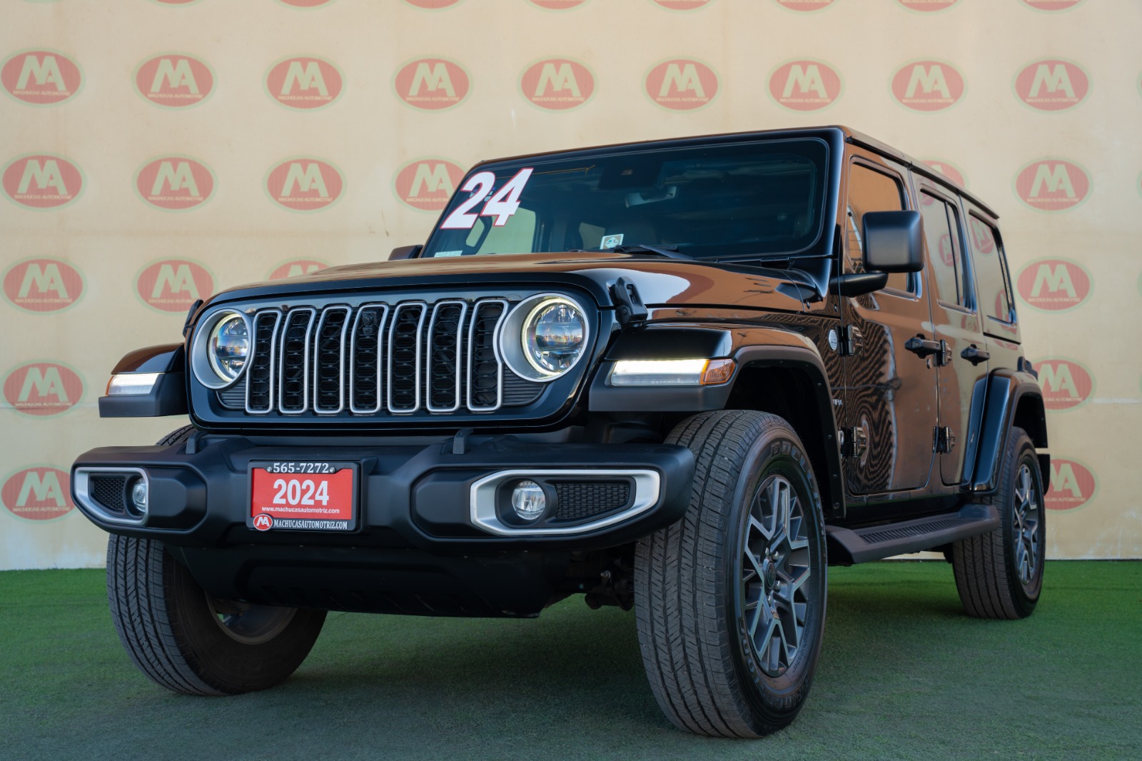 JEEP WRANGLER SAHARA 2024