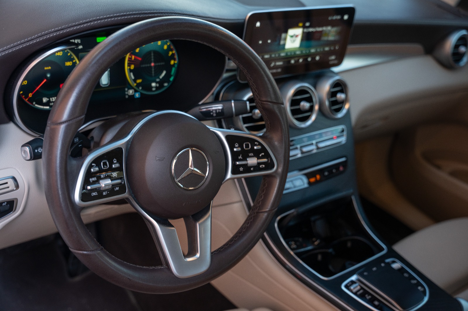 MERCEDES GLC 300 E 4 MATIC HYBRID 2022