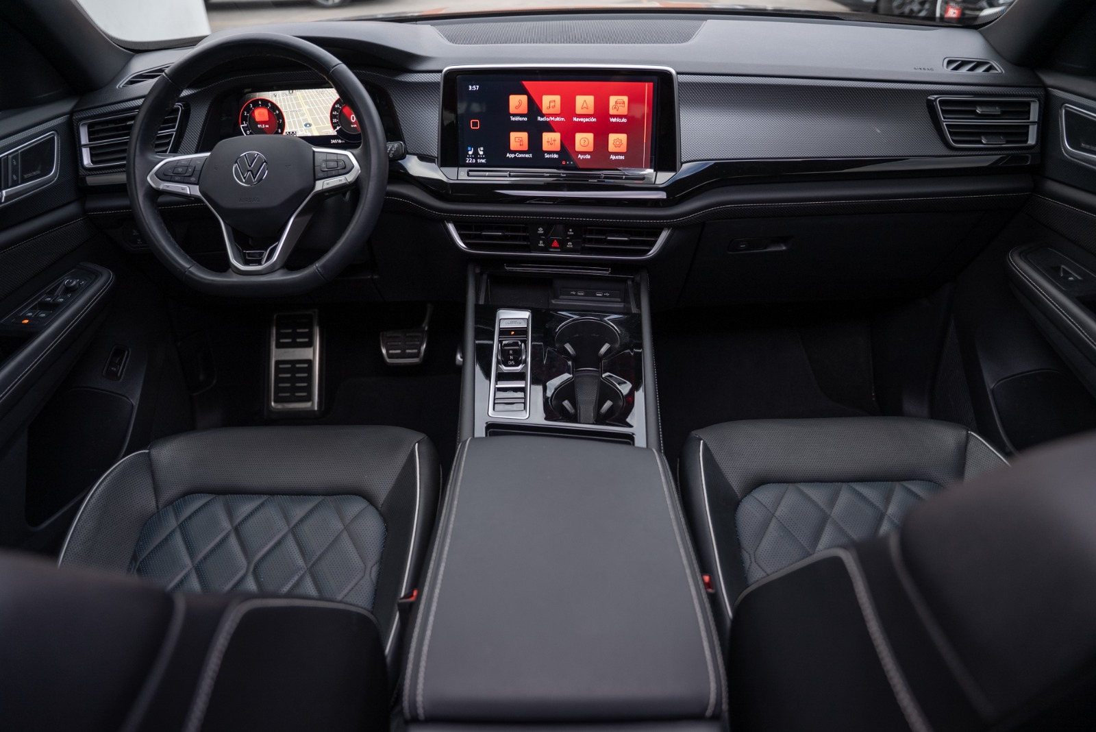 VOLKSWAGEN TERAMONT CROSS SPORT 2024