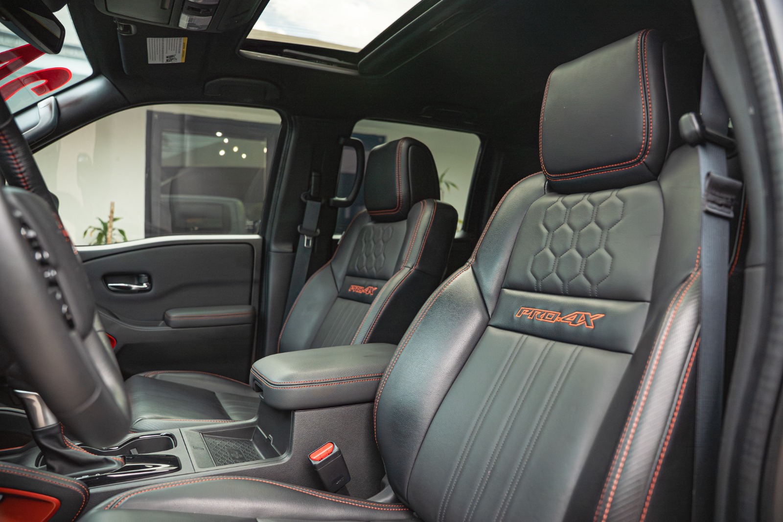 Nissan Frontier Pro-4x 2024