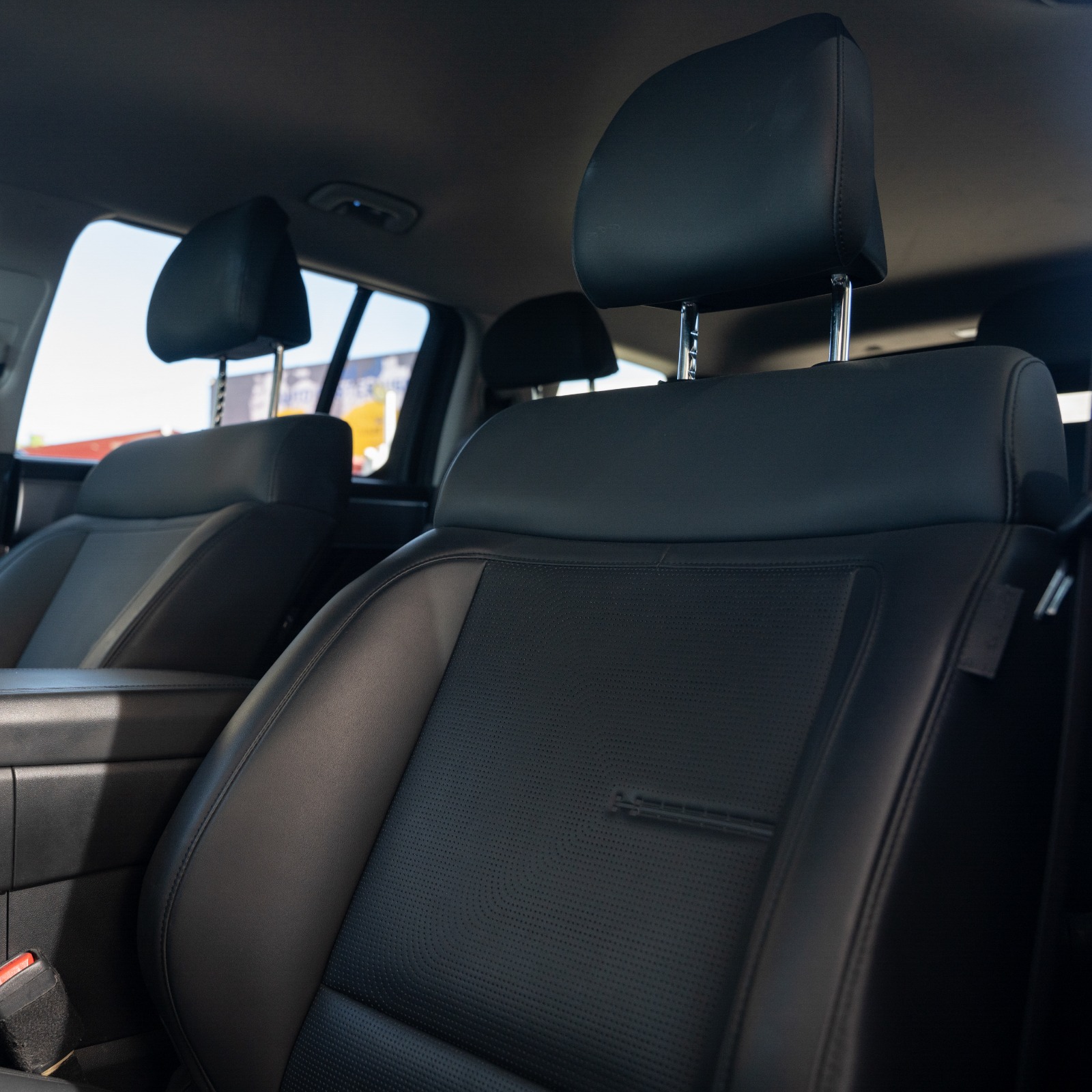 HYUNDAI SANTA FE HÍBRIDA PREMIUM 2025