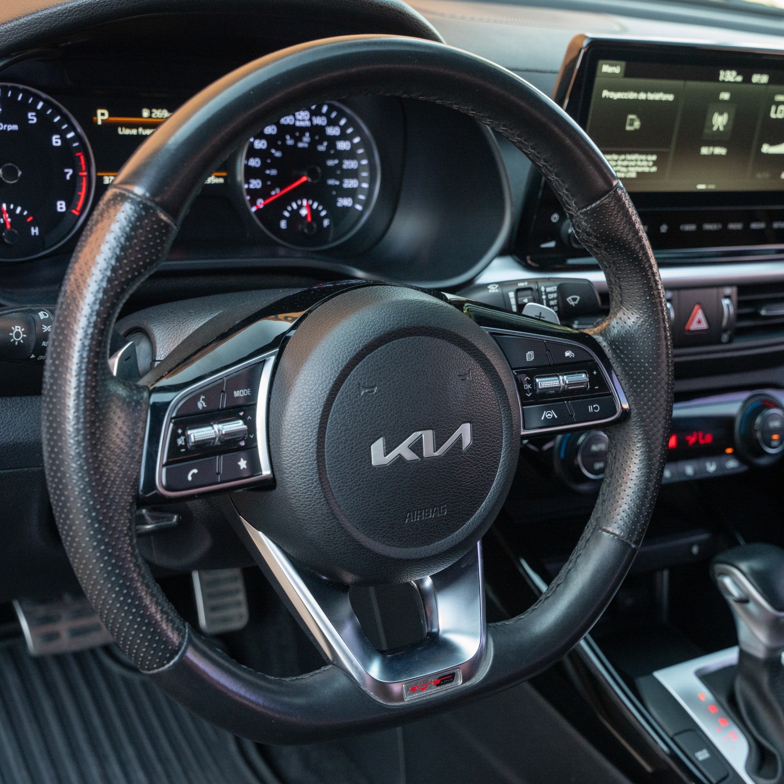 KIA FORTE GT LINE 2024