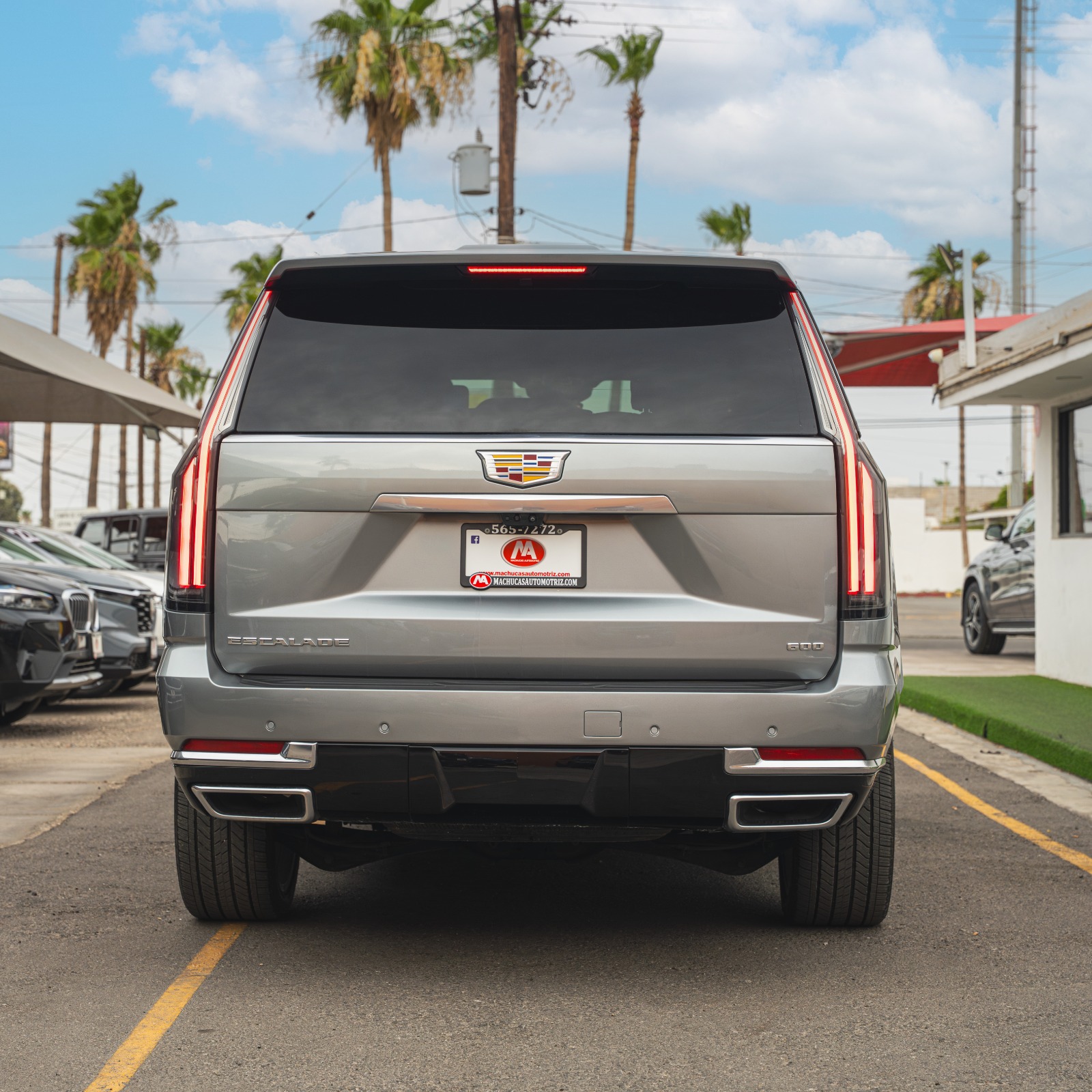 CADILLAC ESCALADE 600 2025