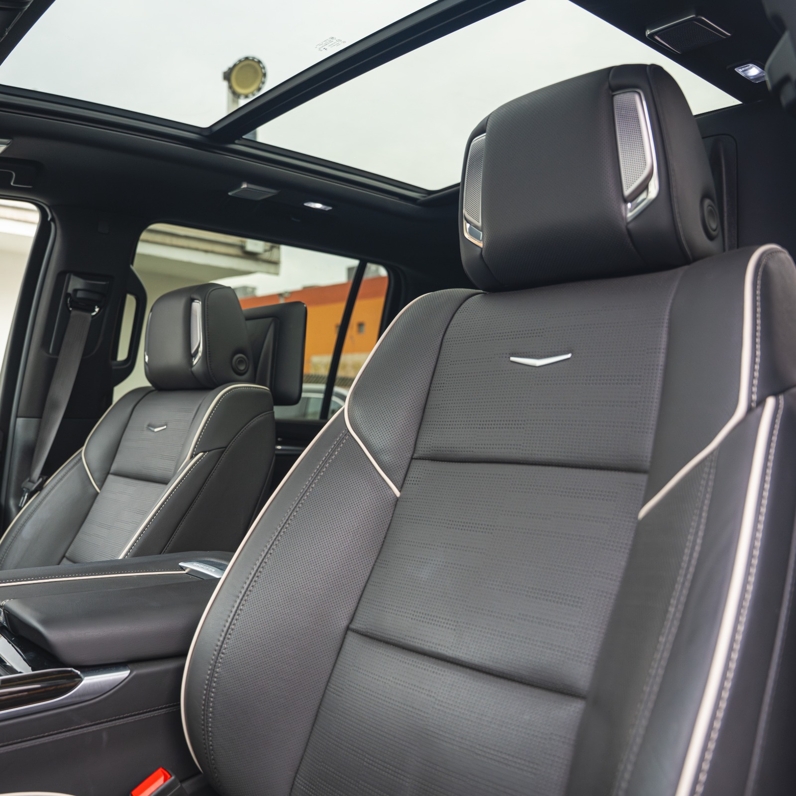 CADILLAC ESCALADE 600 2025