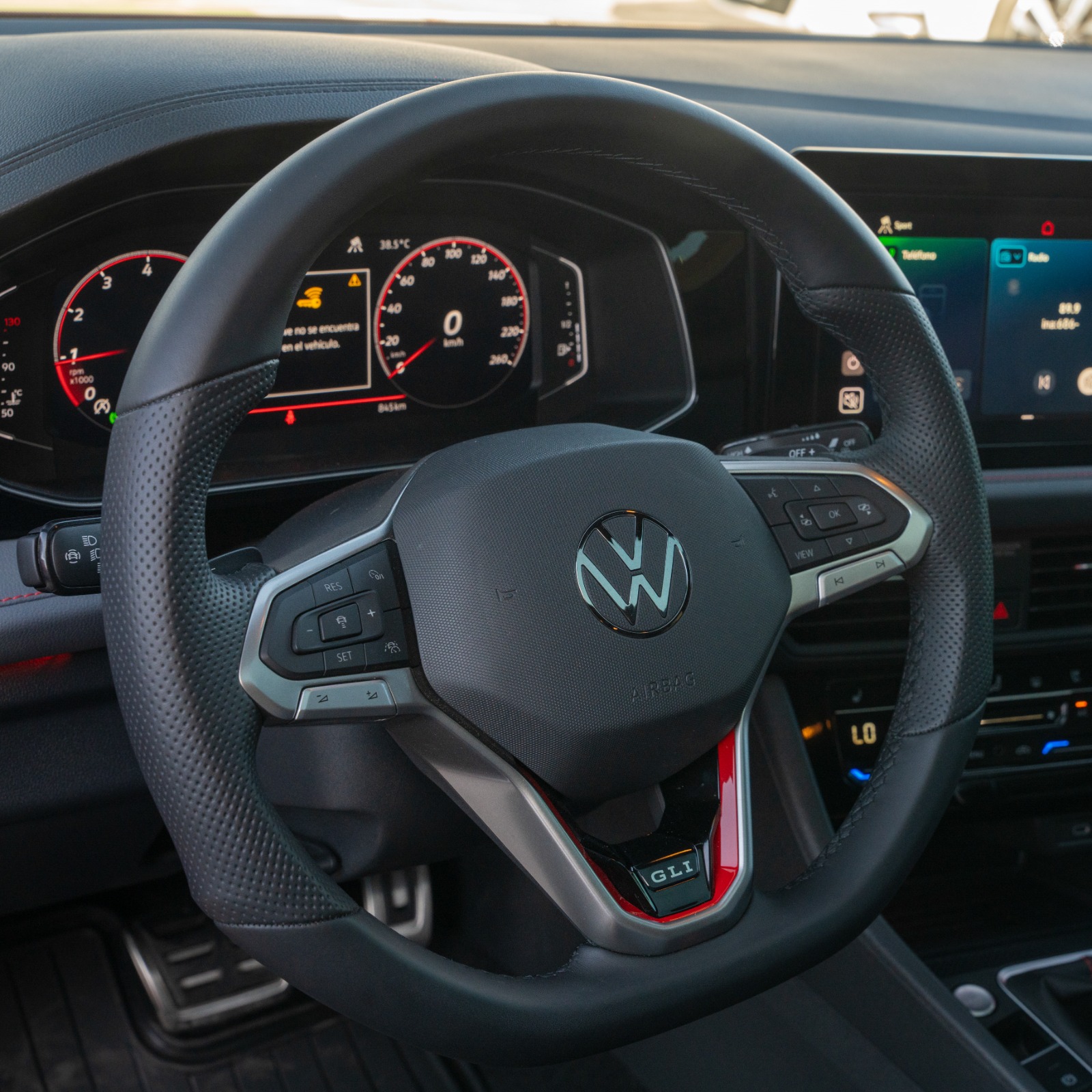 VOLKSWAGEN JETTA GLI 2026