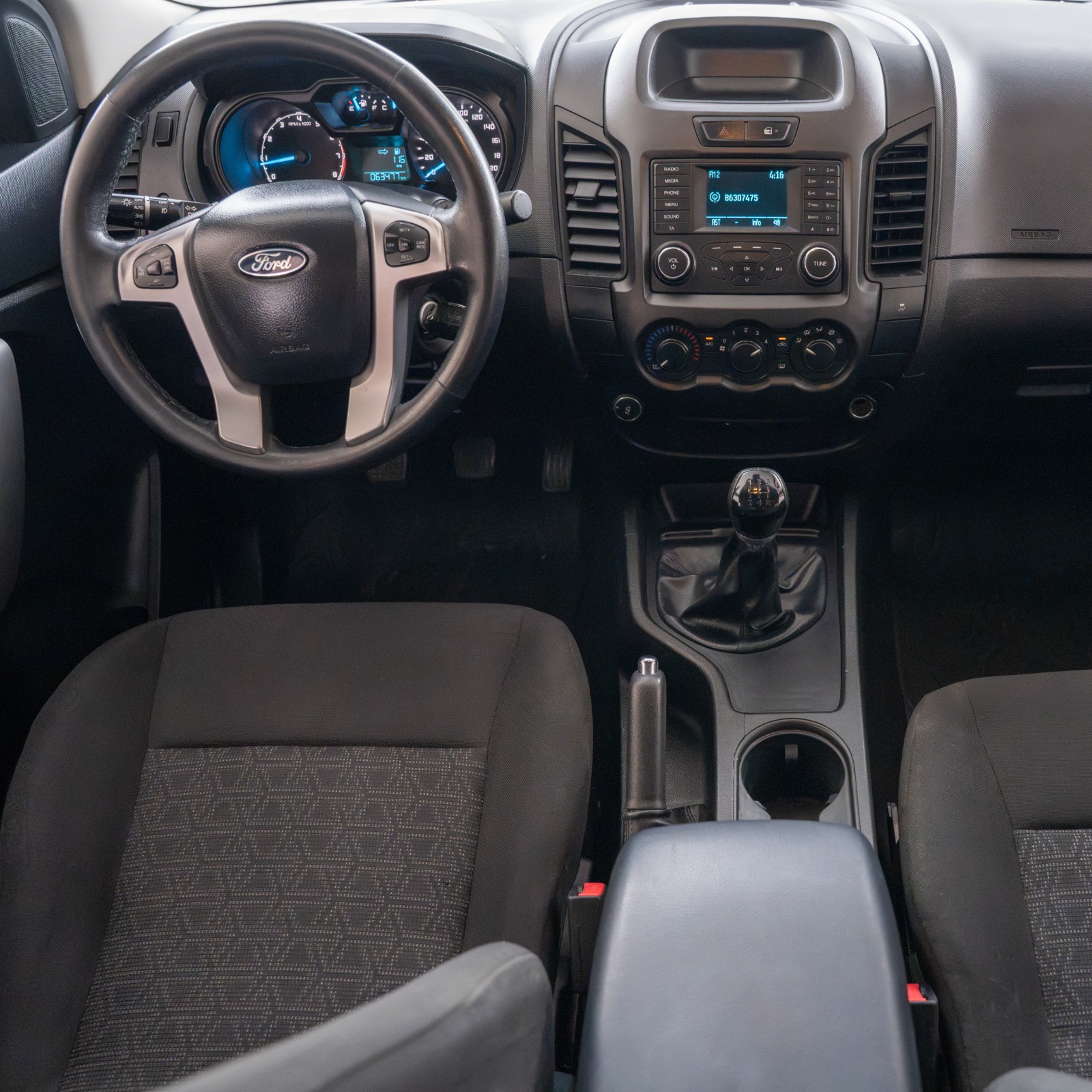 FORD RANGER XLT CREW CAB 4X2