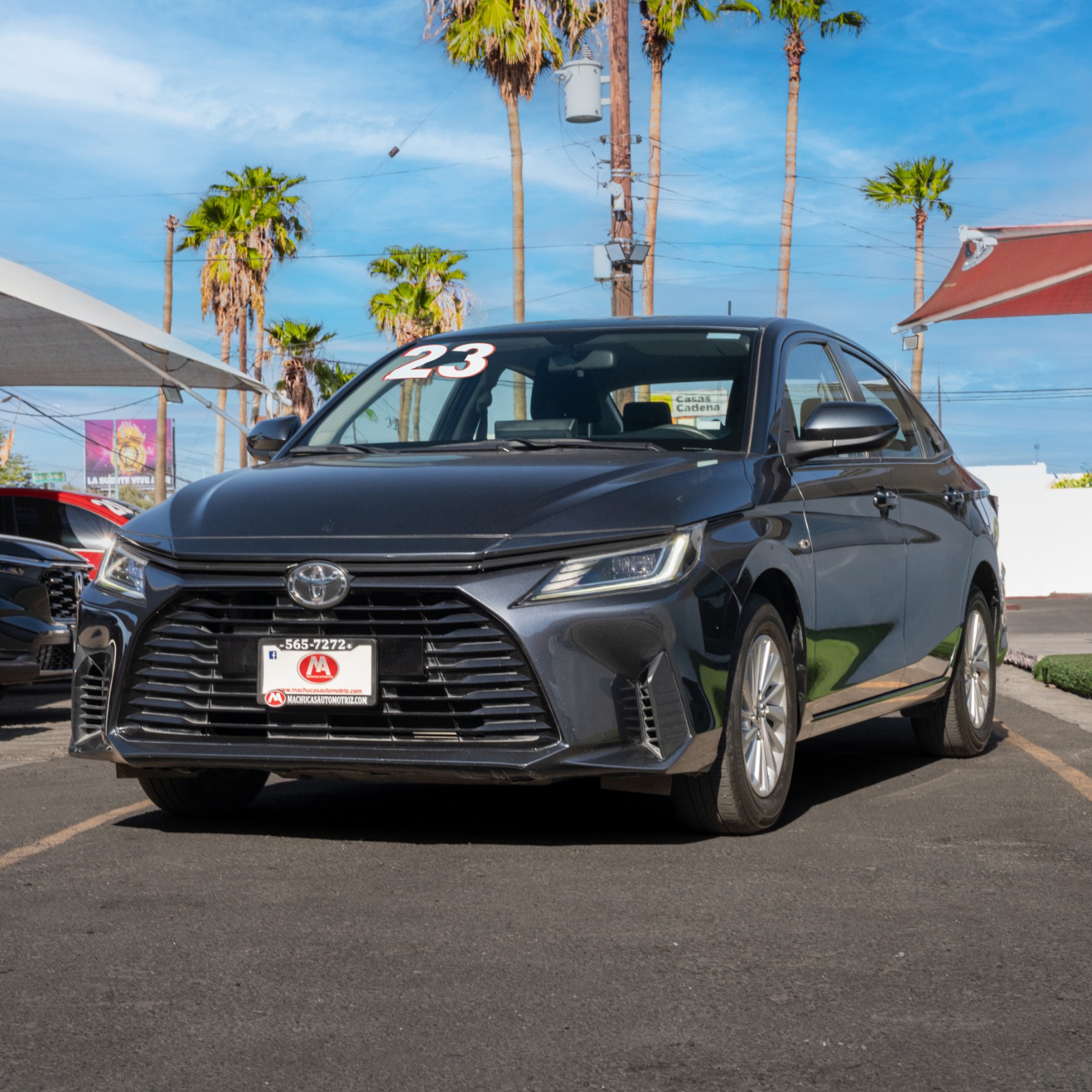 TOYOYA YARIS S 2023