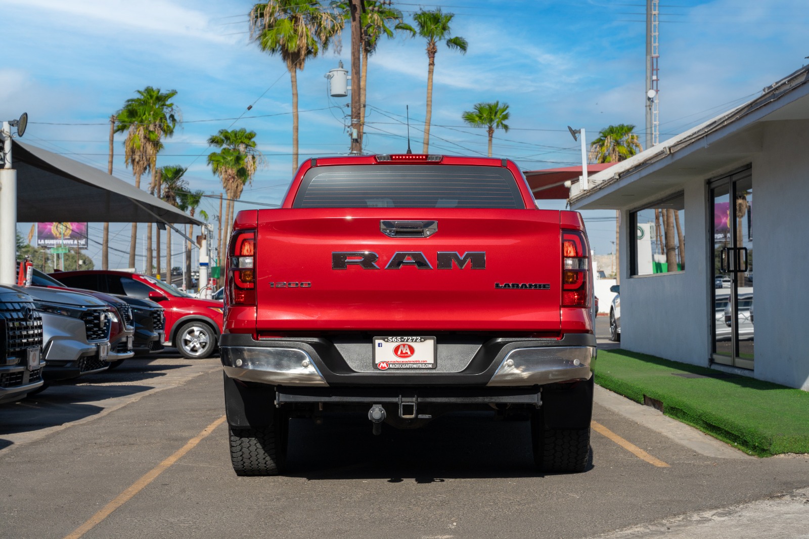 DODGE RAM 1200 LARAMIE CREW 2025