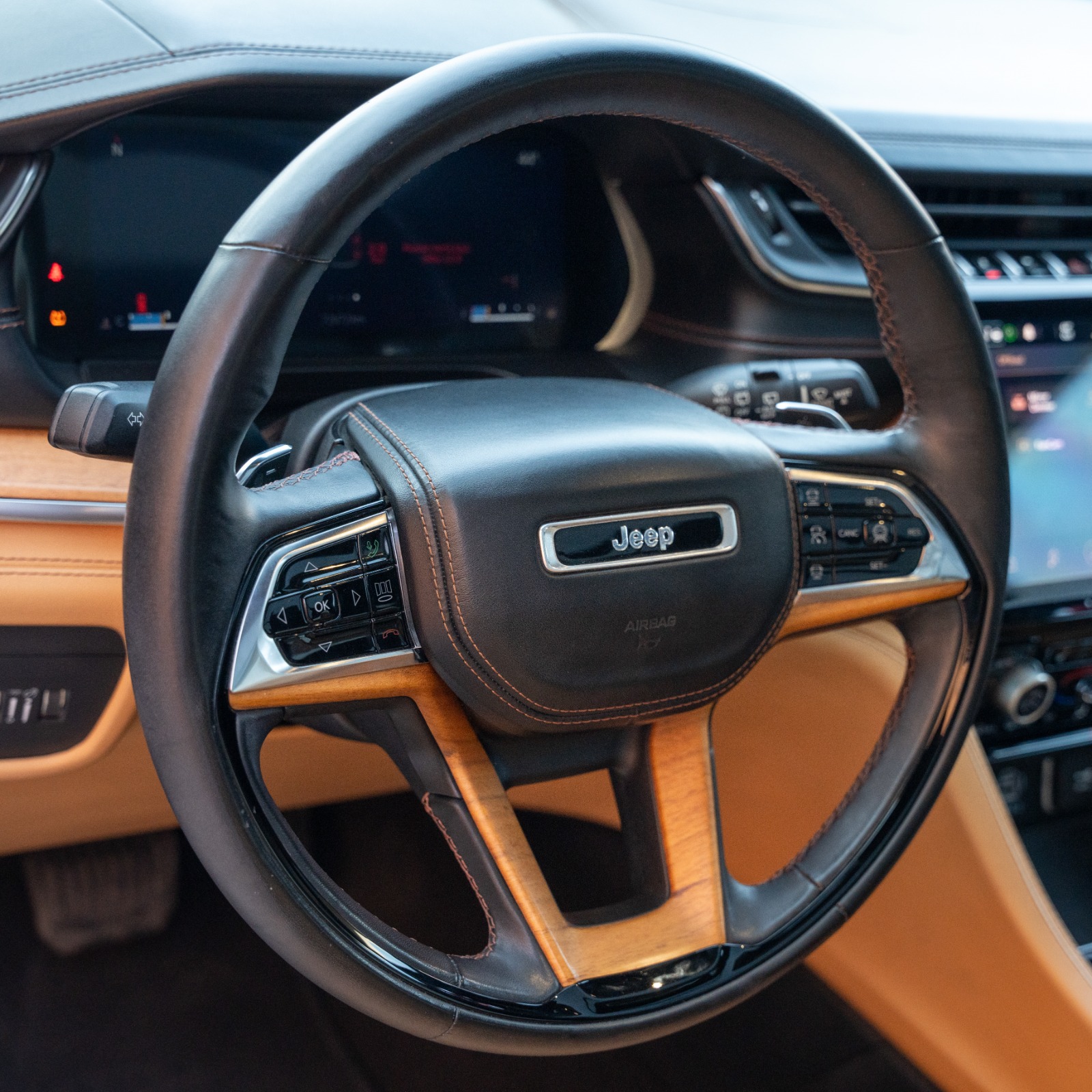 JEEP GRAND CHEROKEE 2021