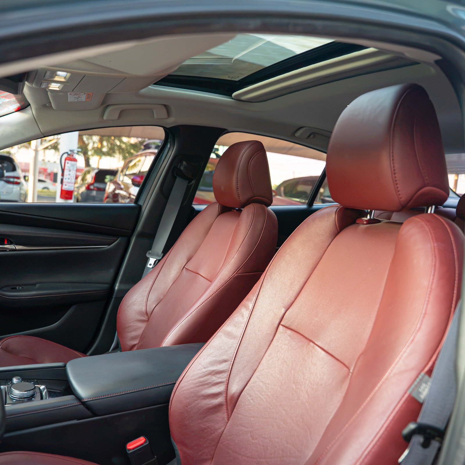 MAZDA 3 SG 2023 CEMENTO
