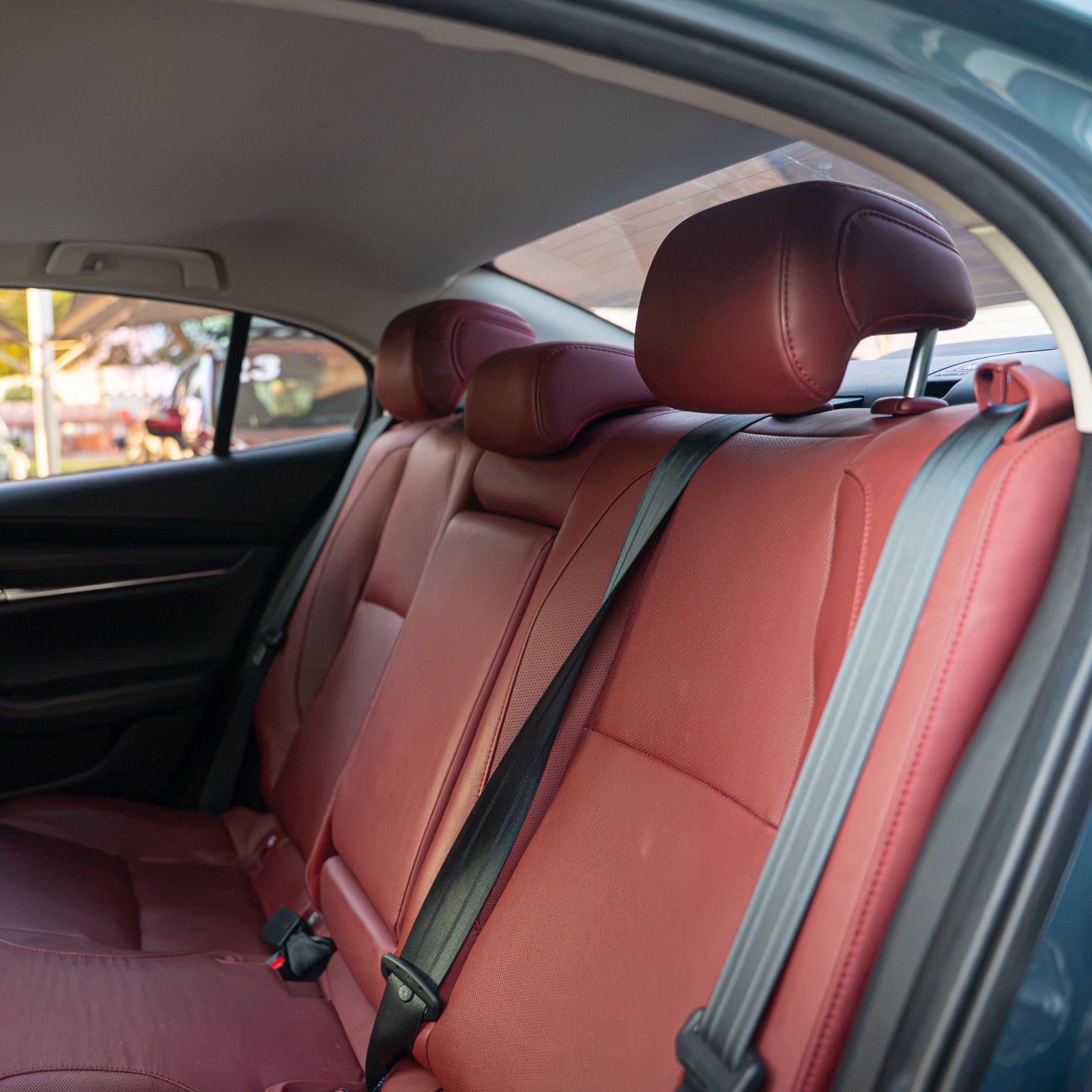 MAZDA 3 SG 2023 CEMENTO