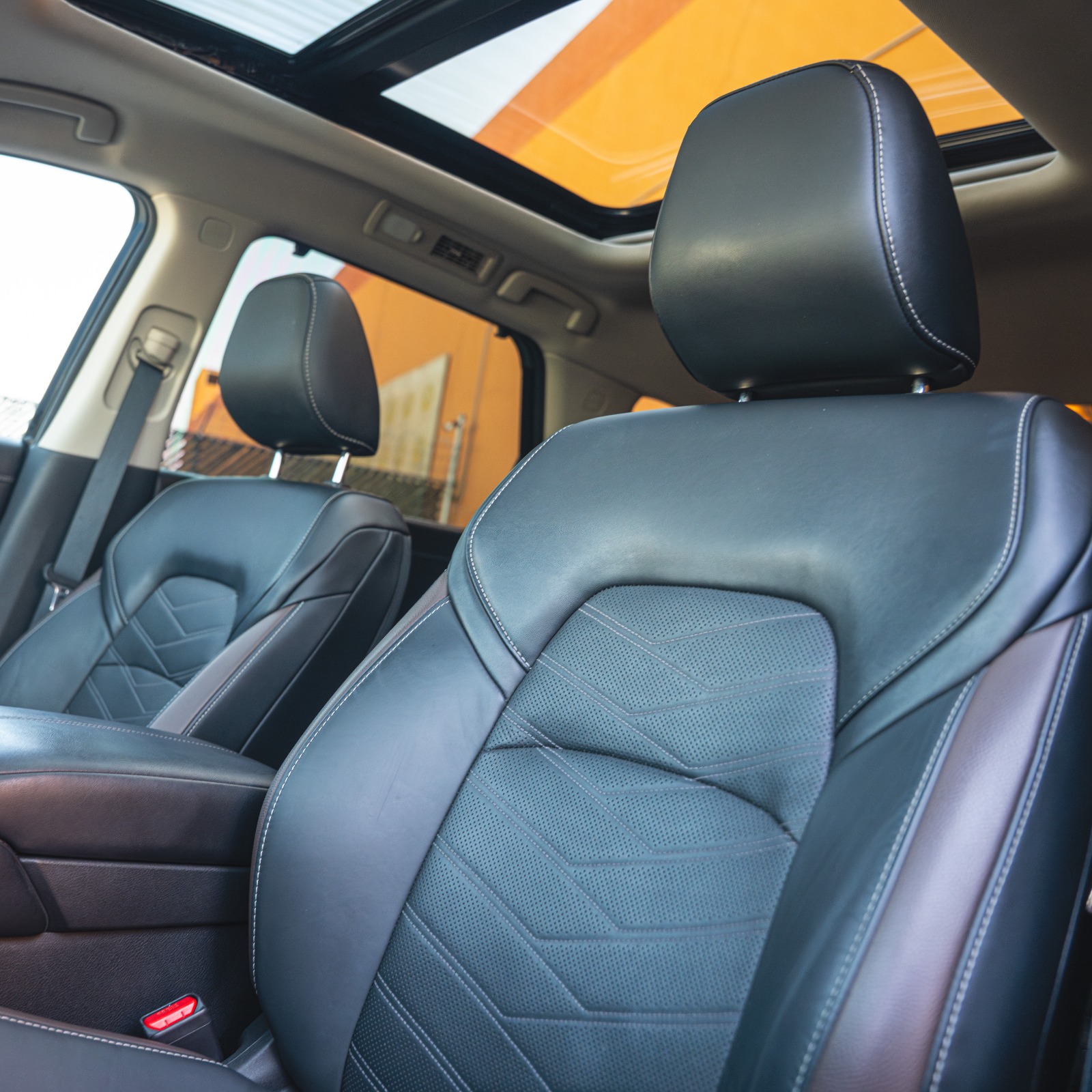 NISSAN PATHFINDER PLATINUM 4WD 2023 NEGRO