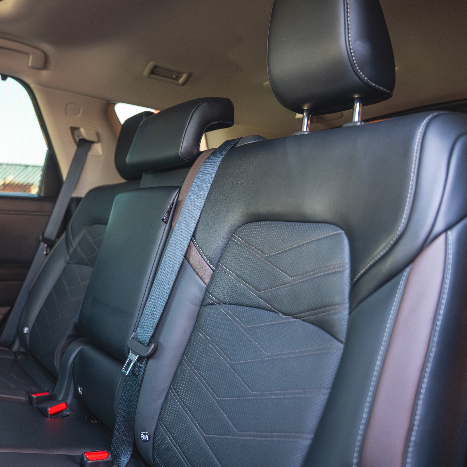 NISSAN PATHFINDER PLATINUM 4WD 2023 NEGRO