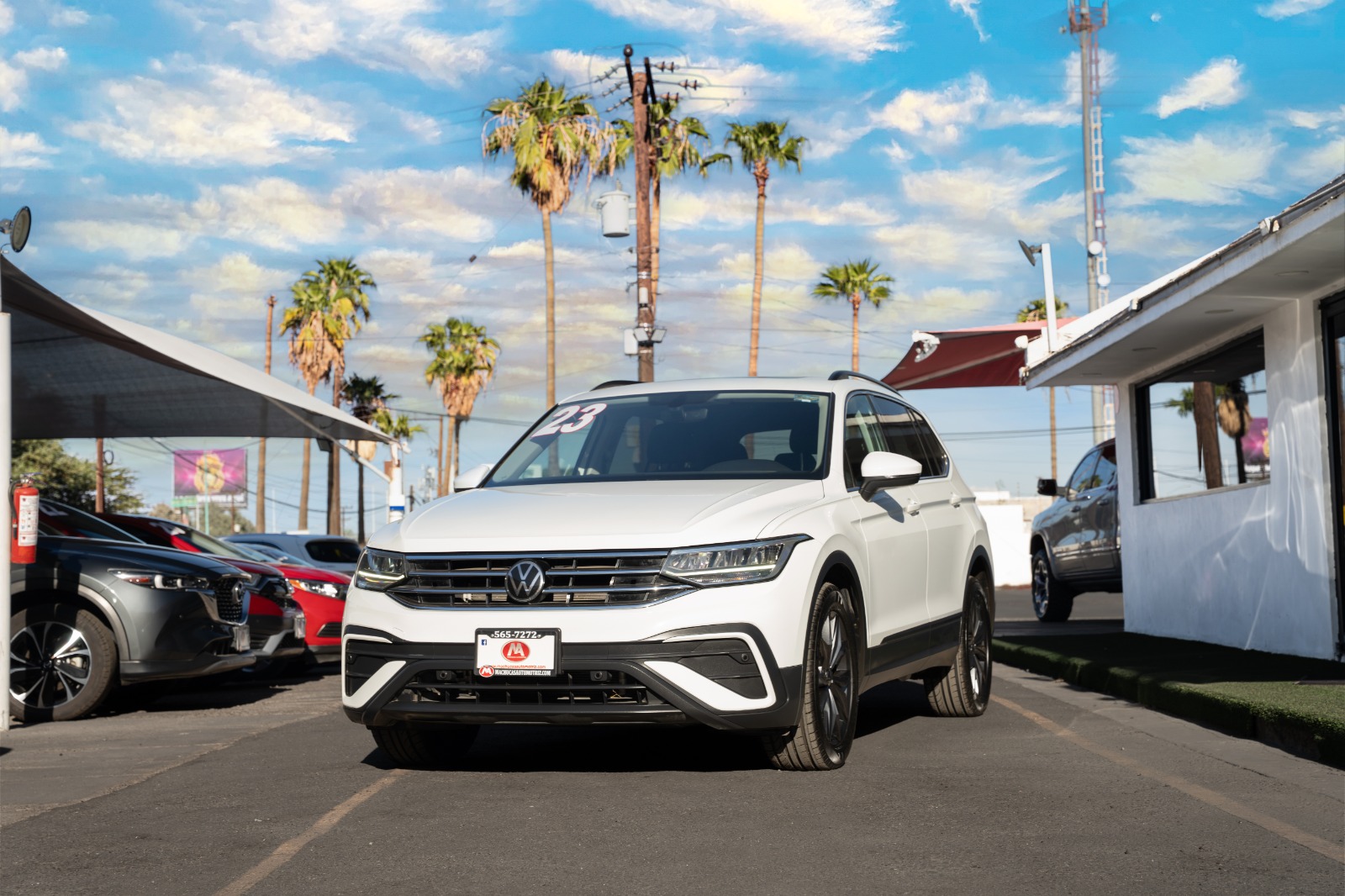 VOLKSWAGEN TIGUAN COMFORTLINE 2023 BLANCO