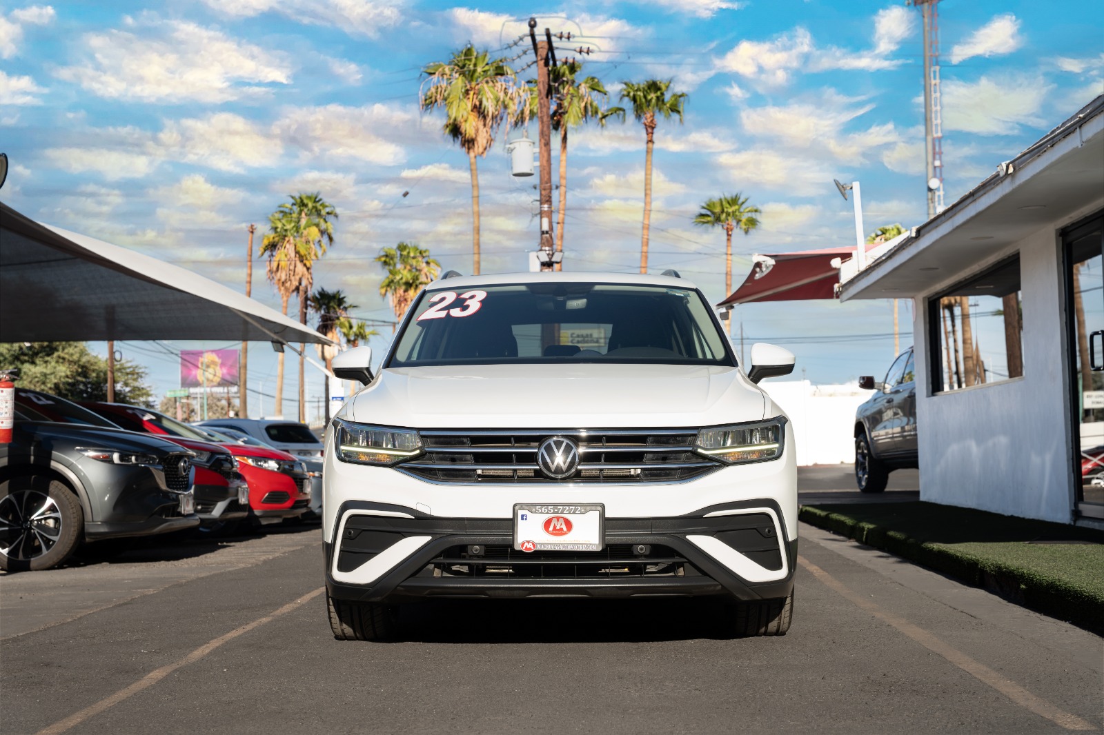 VOLKSWAGEN TIGUAN COMFORTLINE 2023 BLANCO