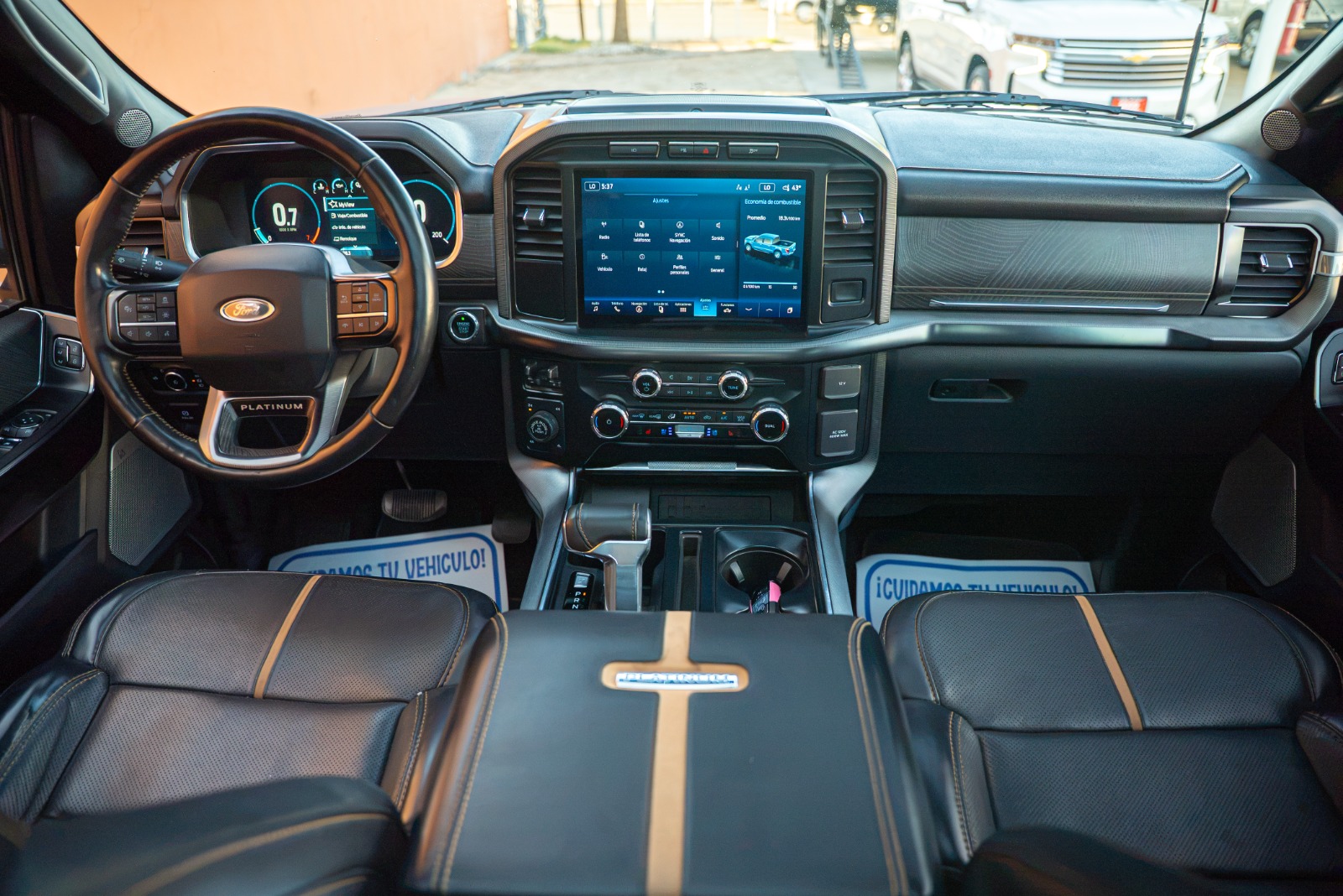 FORD LOBO PLATINUM 2023