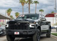 CHEVROLET CHEYENNE DOBLE CAB ZR2 BISON R 4X4 2025 NEGRO