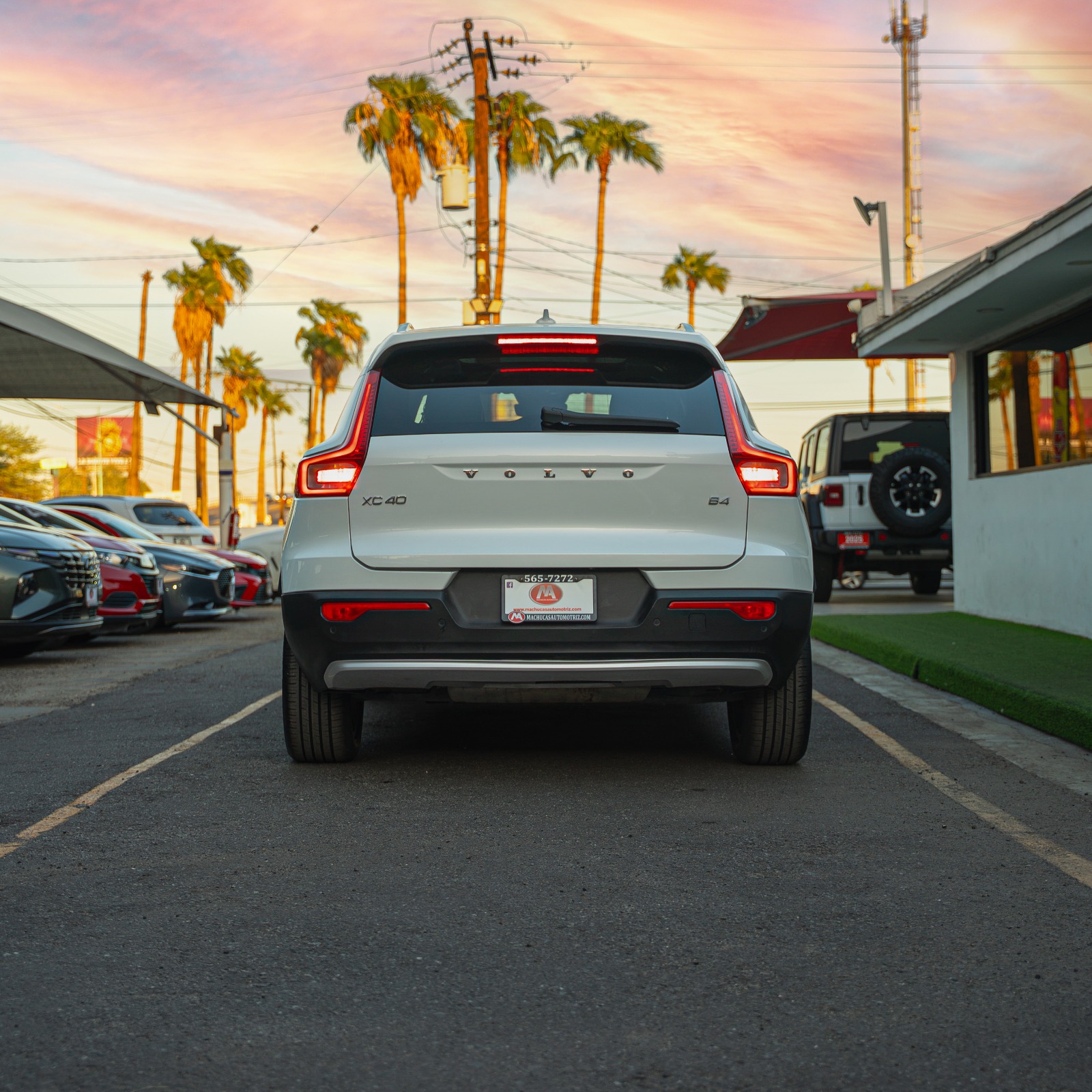 VOLVO XC40 ULTIMATE MILD HYBRID 2024 BLANCO